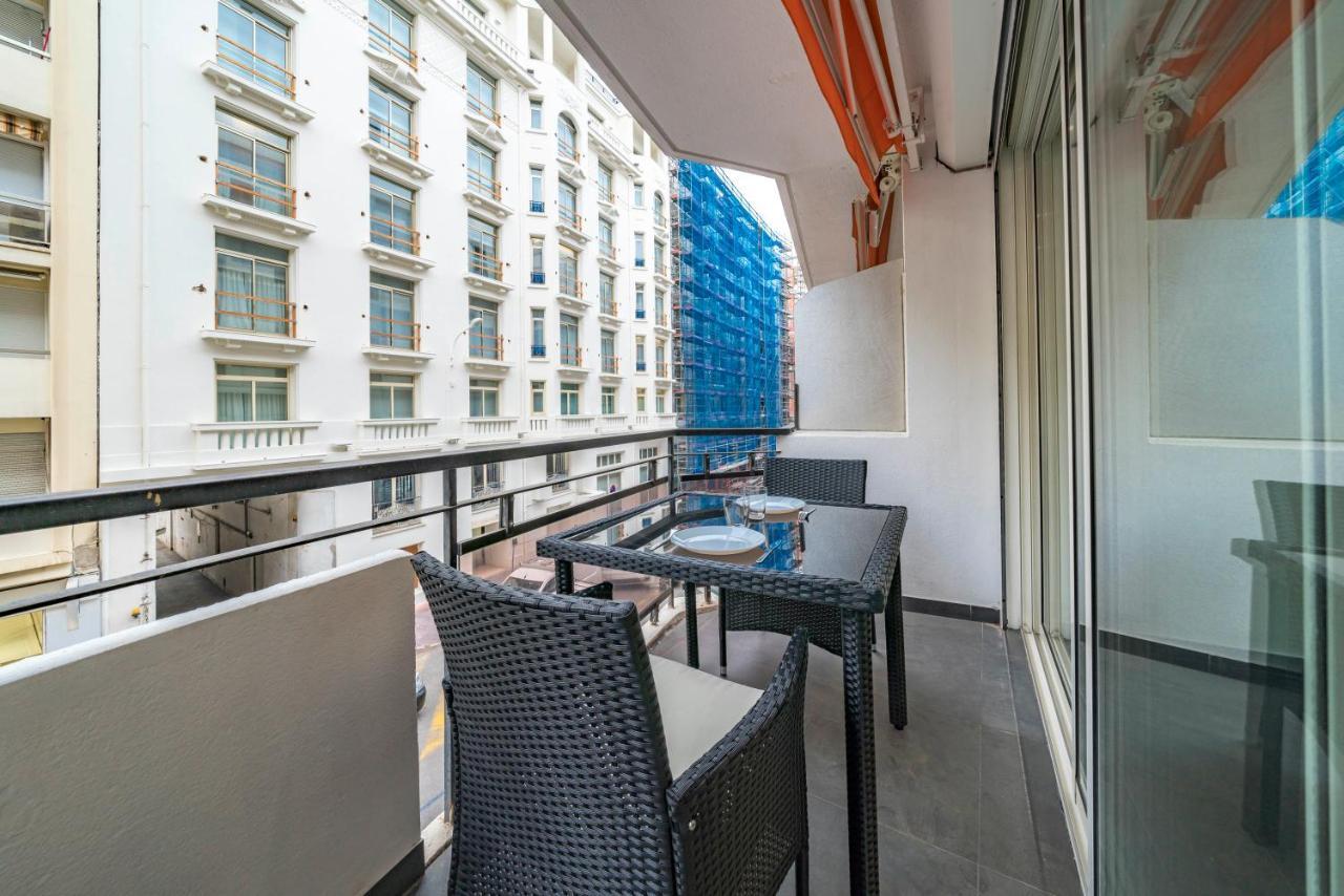 Wonderful One Bedroom Heart Of Cannes, 2min Walk To Carlton Hotel! Apartamento